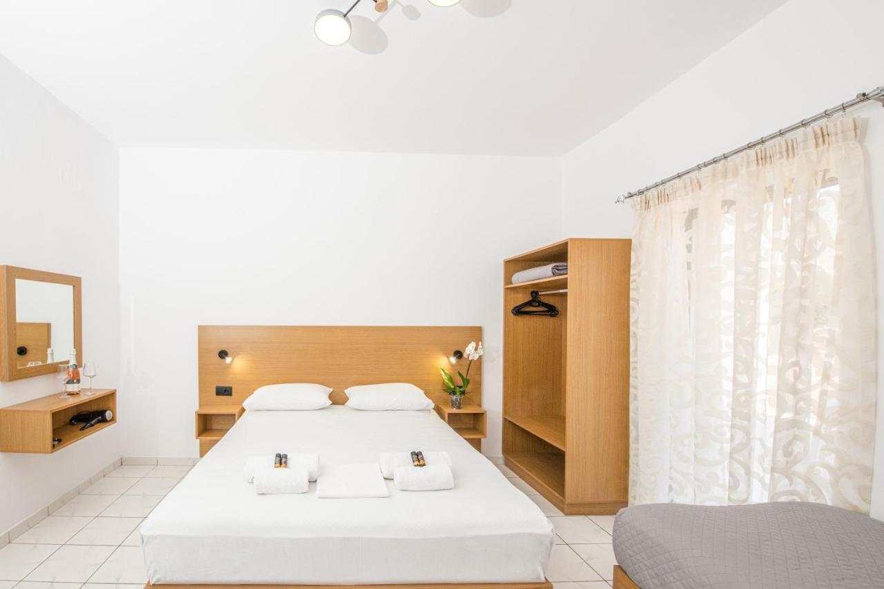 Hotel Smaroula Elafonisi Exteriér fotografie